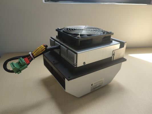 Enfriador aire-aire de 100W 12VDC que ofrece flexibilidad de diseño con fiabilidad de estado sólido