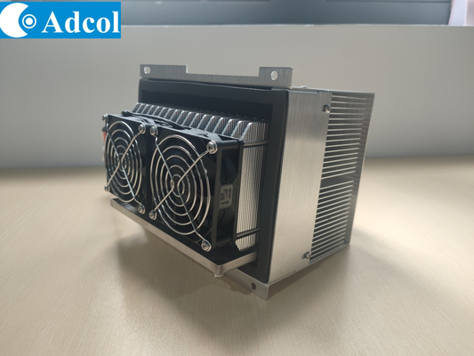 Conjunto termoeléctrico aire-aire de 110W diseñado para armarios electrónicos, refrigeración y cámaras ambientales.
